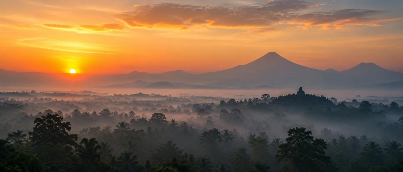 Borobudur Sunrise at Setumbu Hill – Without Breakfast Borobudur Sunrise at Setumbu Hill – Without Breakfast
