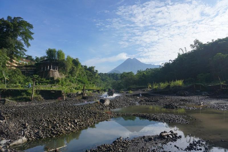 Take an Adventurous Lava Tour at Kaliadem